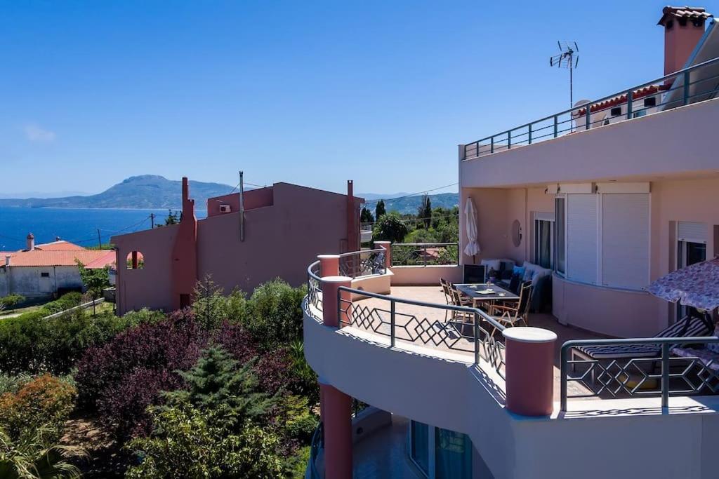 Villa Serenity Kymi Exterior photo