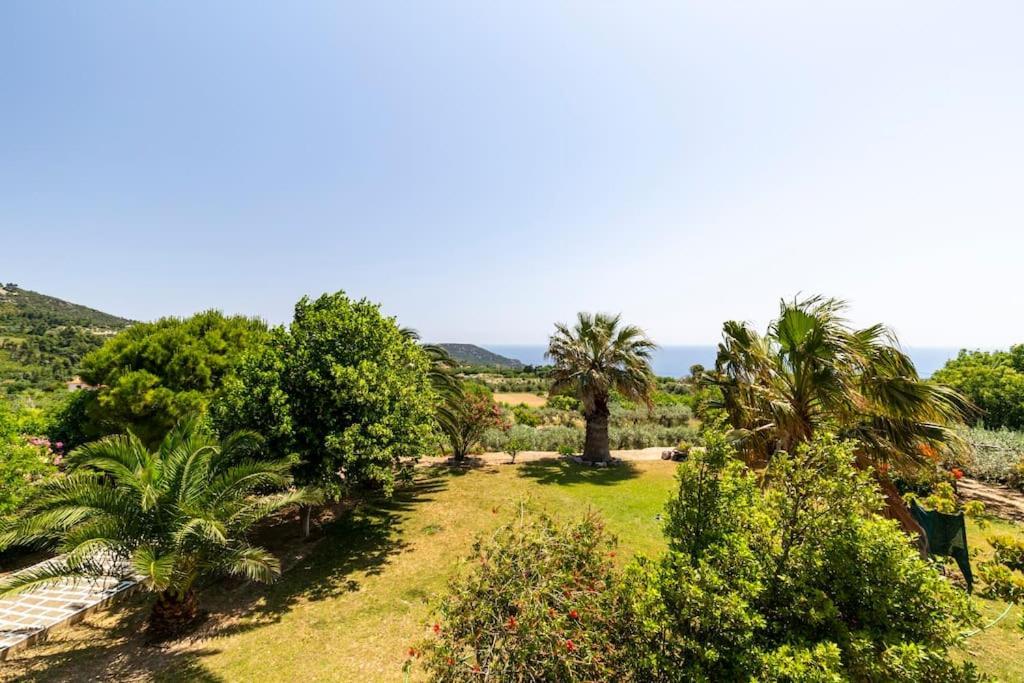 Villa Serenity Kymi Exterior photo