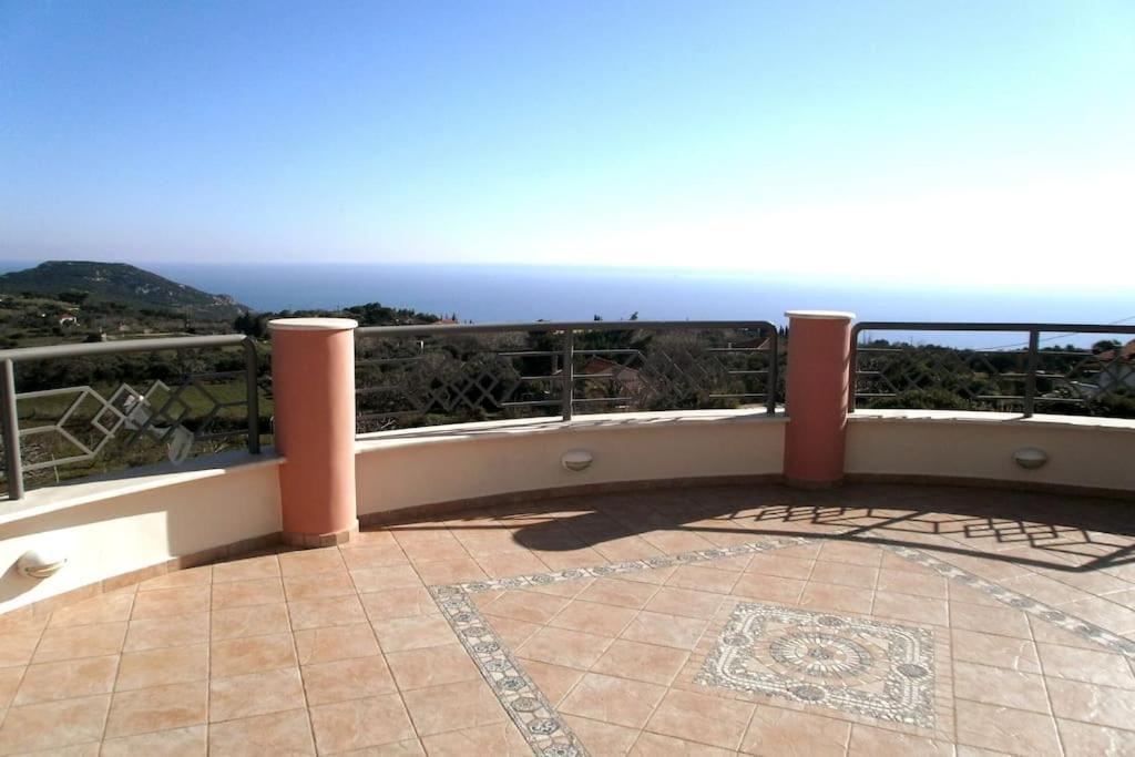 Villa Serenity Kymi Exterior photo